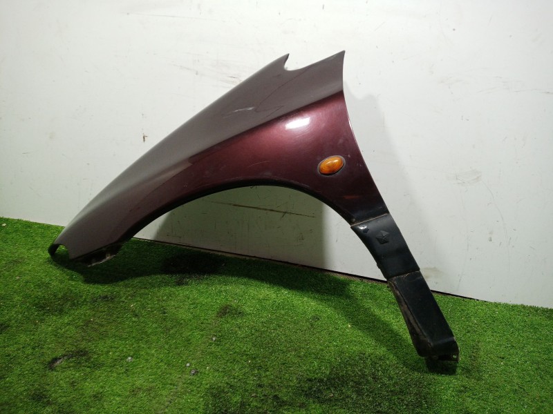 Recambio de aleta delantera izquierda para chrysler voyager (gs) 2.5 td family referencia OEM IAM   