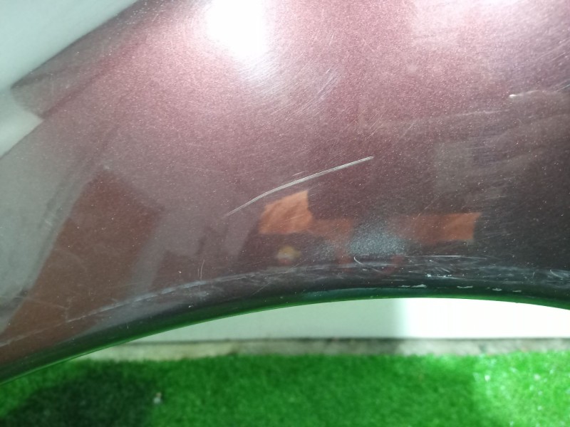 Recambio de aleta delantera izquierda para chrysler voyager (gs) 2.5 td family referencia OEM IAM   