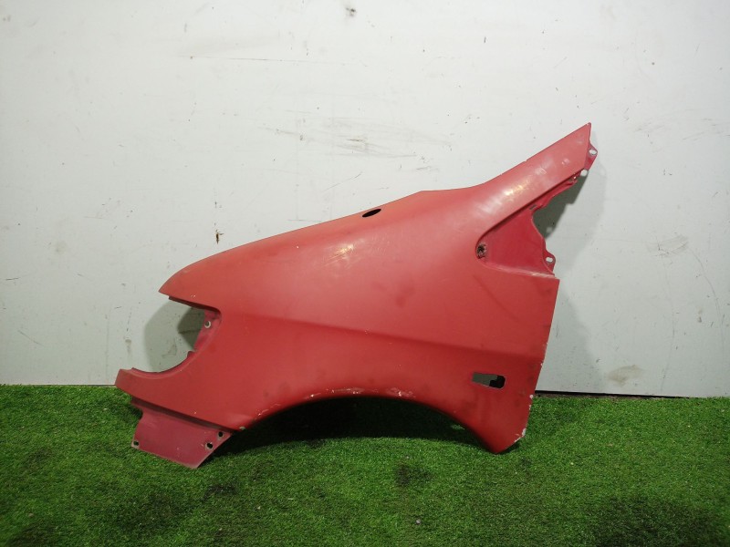 Recambio de aleta delantera izquierda para mercedes vito (w638) caja cerrada 2.3 turbodiesel referencia OEM IAM   