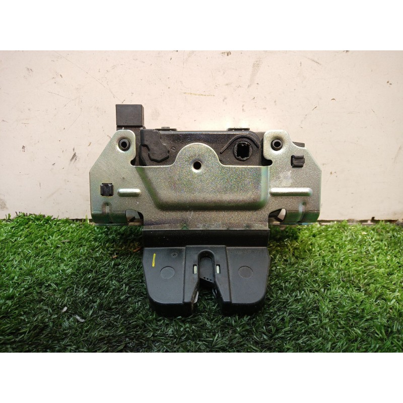 Recambio de cerradura maletero / porton para opel zafira b 1.6 16v referencia OEM IAM 17285 17285 495058724