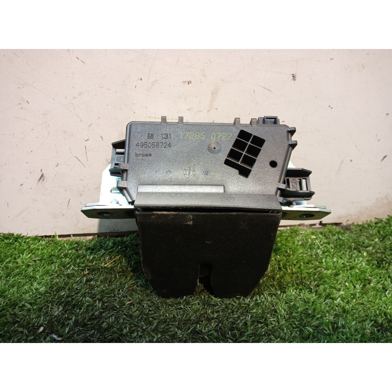 Recambio de cerradura maletero / porton para opel zafira b 1.6 16v referencia OEM IAM 17285 17285 495058724