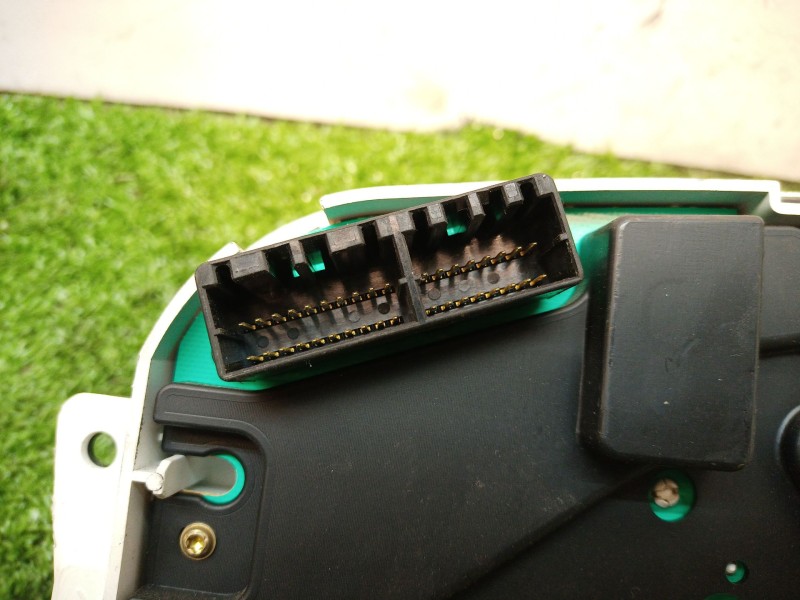 Recambio de cuadro instrumentos para hyundai sonata (y4) 2.0 cat referencia OEM IAM 92700537 92700537 92700537