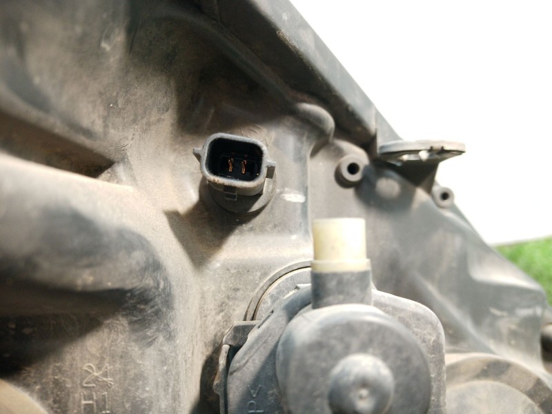 Recambio de faro izquierdo para renault scenic ii authentique referencia OEM IAM 15810300 15810300 15810300