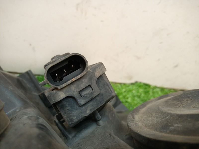 Recambio de faro izquierdo para renault scenic ii authentique referencia OEM IAM 15810300 15810300 15810300