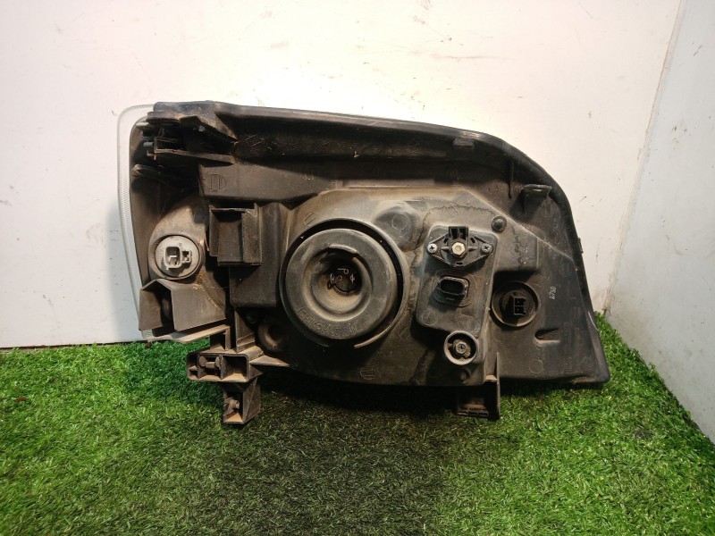 Recambio de faro izquierdo para nissan x-trail (t30) 2.0 16v cat referencia OEM IAM   