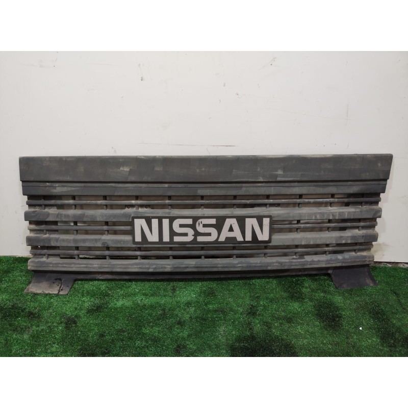 Recambio de rejilla delantera para nissan l-35.08 referencia OEM IAM 15200144 15200144 15200144