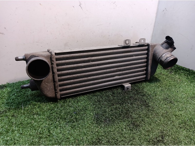 Recambio de intercooler para kia cee´d emotion referencia OEM IAM 282712A610 282712A610 6714315