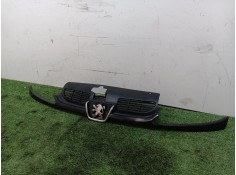 Recambio de rejilla delantera para peugeot 206 sw 1.6 16v cat referencia OEM IAM    2