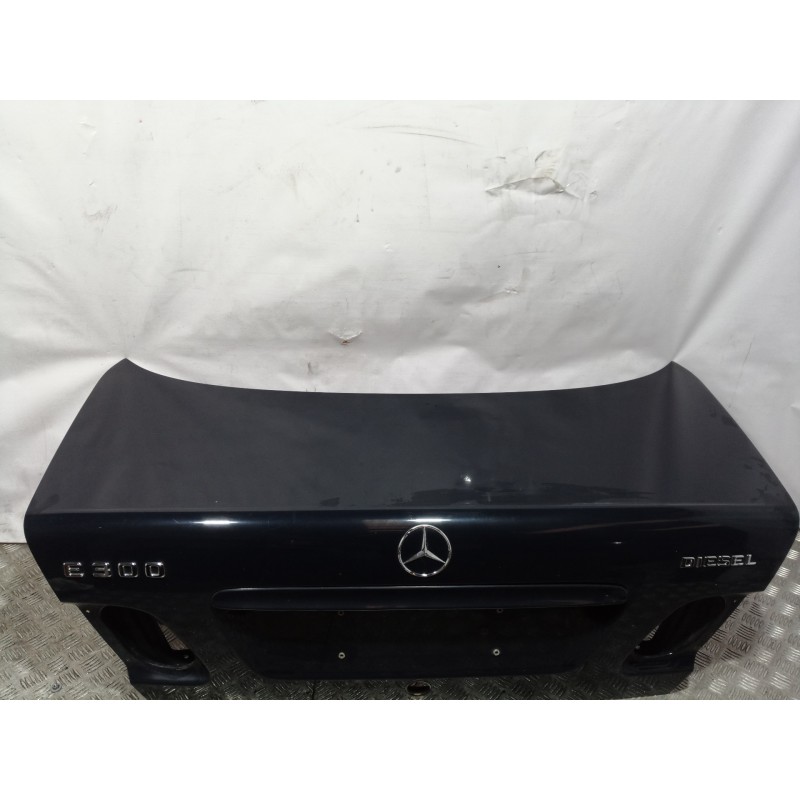 Recambio de porton trasero para mercedes-benz clase e (w210) berlina diesel 300 diesel (210.020) referencia OEM IAM   