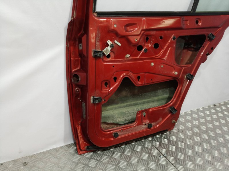Recambio de puerta trasera derecha para skoda octavia berlina (1u2) tour referencia OEM IAM  COLOR ROJO BURDEOS MET. 
