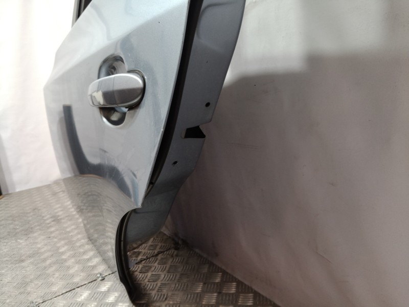 Recambio de puerta trasera izquierda para bmw x3 (e83) 2.0d referencia OEM IAM   