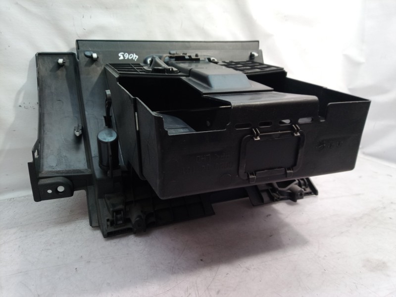 Recambio de guantera para mazda 5 berl. (cr) 2.0 crtd active (81kw) referencia OEM IAM CC2964161 CC2964161 CC2964161