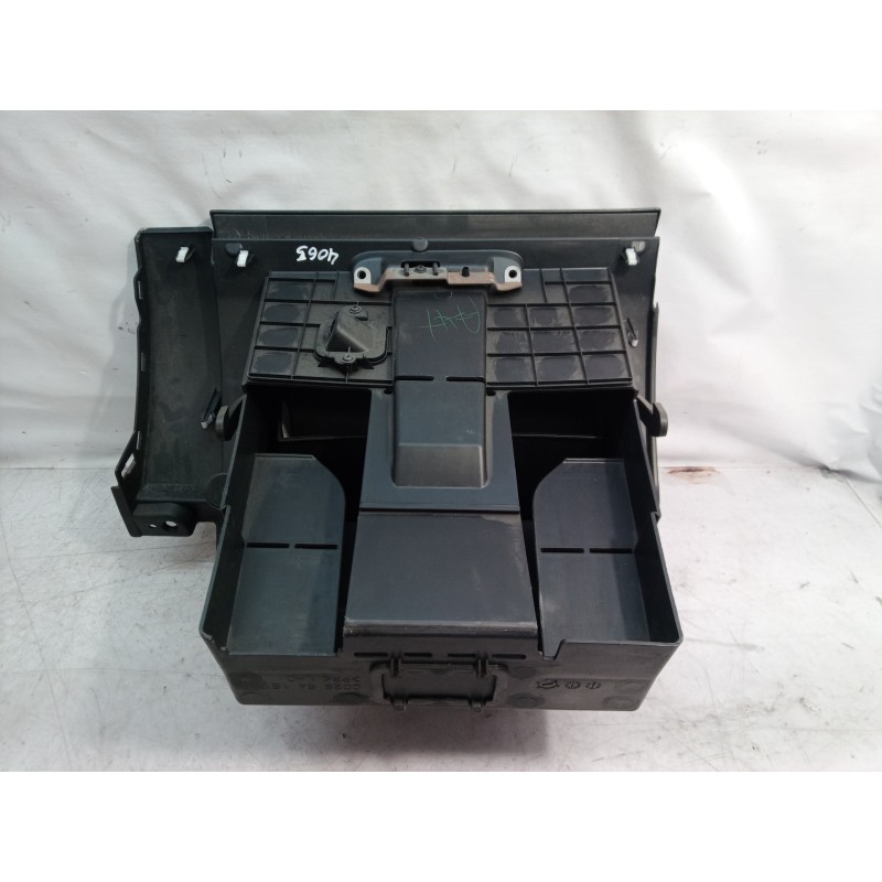 Recambio de guantera para mazda 5 berl. (cr) 2.0 crtd active (81kw) referencia OEM IAM CC2964161 CC2964161 CC2964161