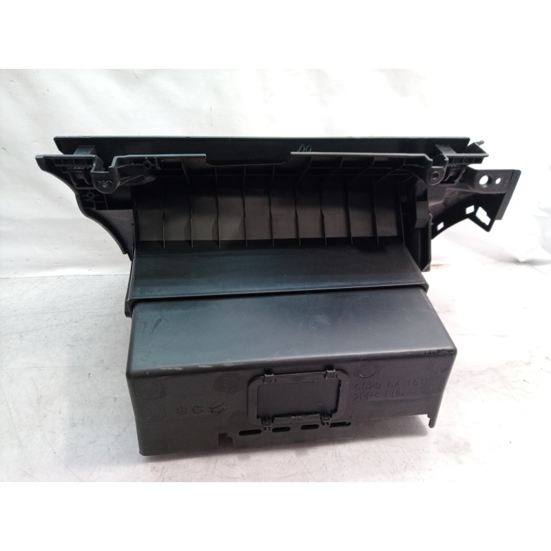 Recambio de guantera para mazda 5 berl. (cr) 2.0 crtd active (81kw) referencia OEM IAM CC2964161 CC2964161 CC2964161