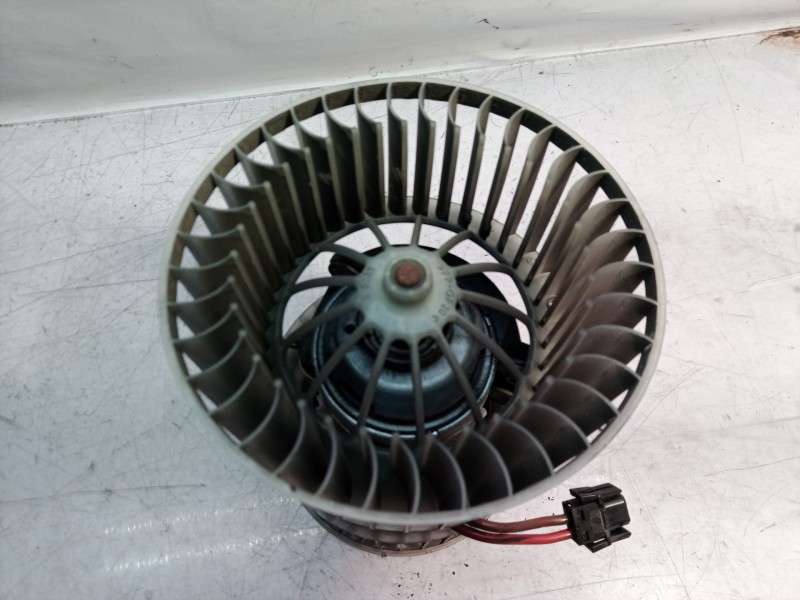 Recambio de motor calefaccion para bmw x3 (e83) 2.0d referencia OEM IAM F9924 F9924 F9924