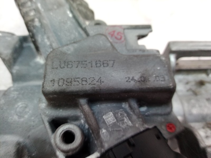 Recambio de columna direccion para bmw serie 5 berlina (e39) 530d exclusive referencia OEM IAM LU6751667 LU6751667 05111595