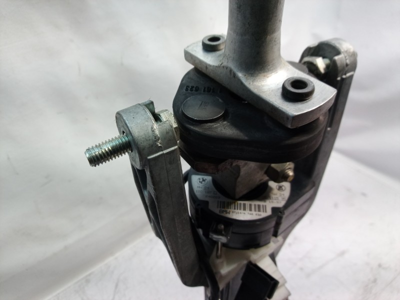 Recambio de columna direccion para bmw serie 5 berlina (e39) 530d exclusive referencia OEM IAM LU6751667 LU6751667 05111595