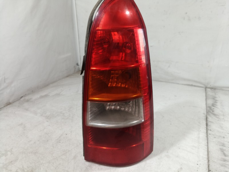 Recambio de piloto trasero derecho para opel astra g caravan elegance referencia OEM IAM 393032 393032 393032