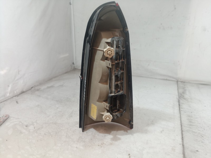 Recambio de piloto trasero izquierdo para opel astra g caravan elegance referencia OEM IAM 13110935 13110935 13110935