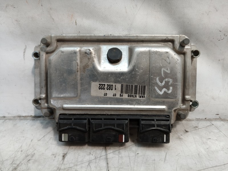 Recambio de centralita motor uce para citroën xsara berlina 1.6i 16v exclusive referencia OEM IAM 0261206606 9638765980 02612066