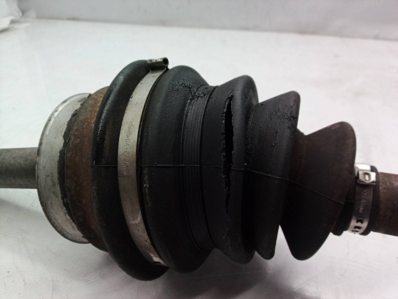 Recambio de transmision delantera derecha para nissan terrano/terrano.ii (r20) elegance referencia OEM IAM 391007F00A  