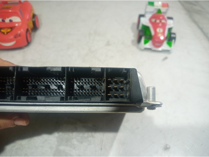 Recambio de centralita motor uce para volkswagen passat variant (3b5) 2.5 v6 tdi referencia OEM IAM 3B0907401F 3B0907401F 3B0907