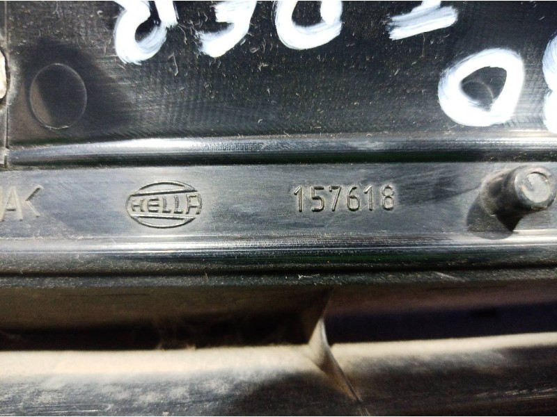 Recambio de piloto trasero derecho para volvo xc90 v8 executive geartronic (5 asientos) referencia OEM IAM 157618 157618 157618