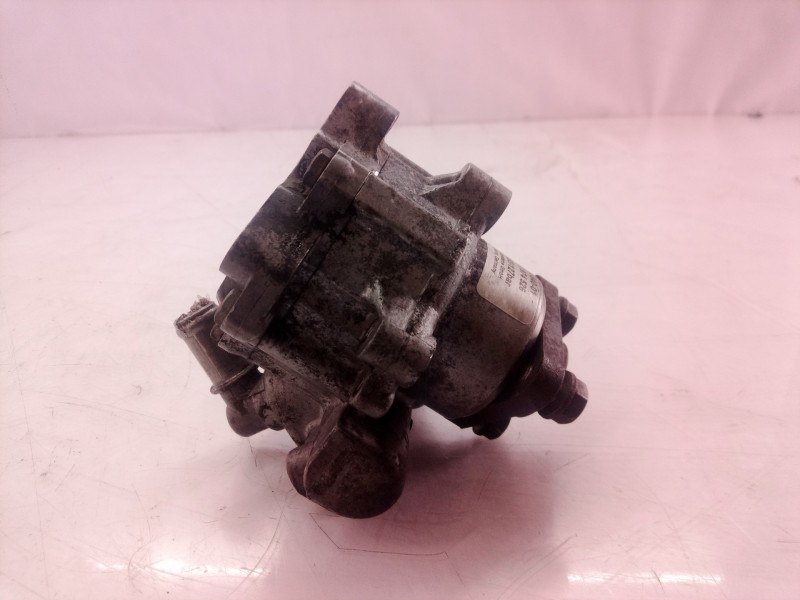 Recambio de bomba direccion para bmw x5 (e53) 3.0 24v cat referencia OEM IAM 675784001 675784001 7692974526