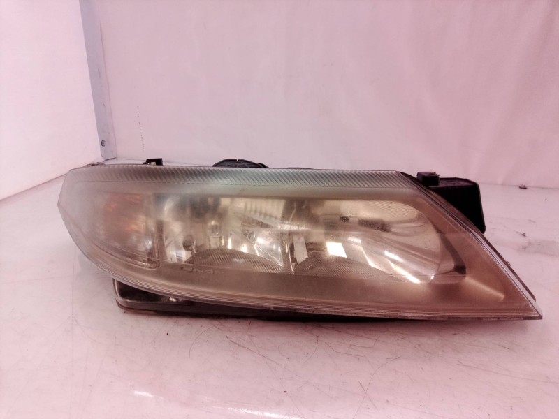Recambio de faro derecho para renault laguna ii (bg0) 2.2 dci turbodiesel referencia OEM IAM   