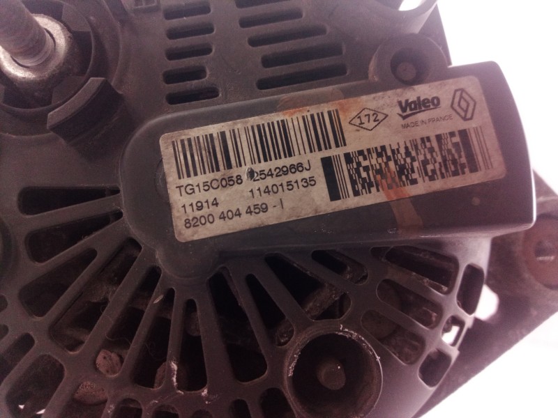 Recambio de alternador para opel vivaro referencia OEM IAM TG15C058 TG15C058 TG15C058