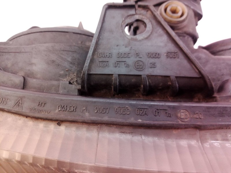 Recambio de faro derecho para renault laguna ii (bg0) 2.2 dci turbodiesel referencia OEM IAM   