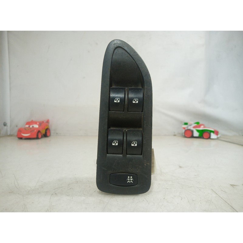 Recambio de mando elevalunas delantero izquierdo para renault laguna ii (bg0) 2.2 dci turbodiesel referencia OEM IAM 26515 26515