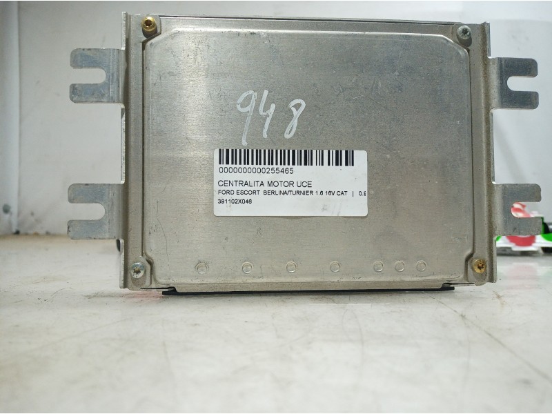 Recambio de centralita motor uce para ford escort berlina/turnier 1.6 16v cat referencia OEM IAM 391102X046 391102X046 391102X04