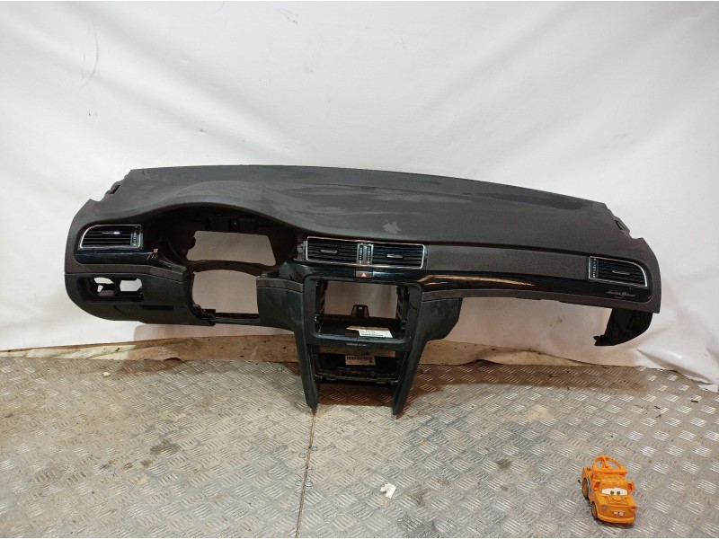 Recambio de salpicadero para skoda suberb (3t4) exclusive 4x4 referencia OEM IAM 3T1857007D 3T1857007D 3T1857007D