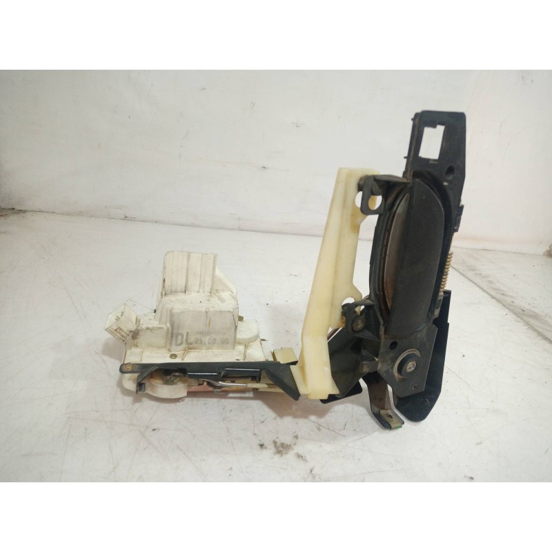 Recambio de cerradura puerta delantera izquierda para ford mondeo familiar (gd) ghia referencia OEM IAM 96BGF21979 96BGF21979 96
