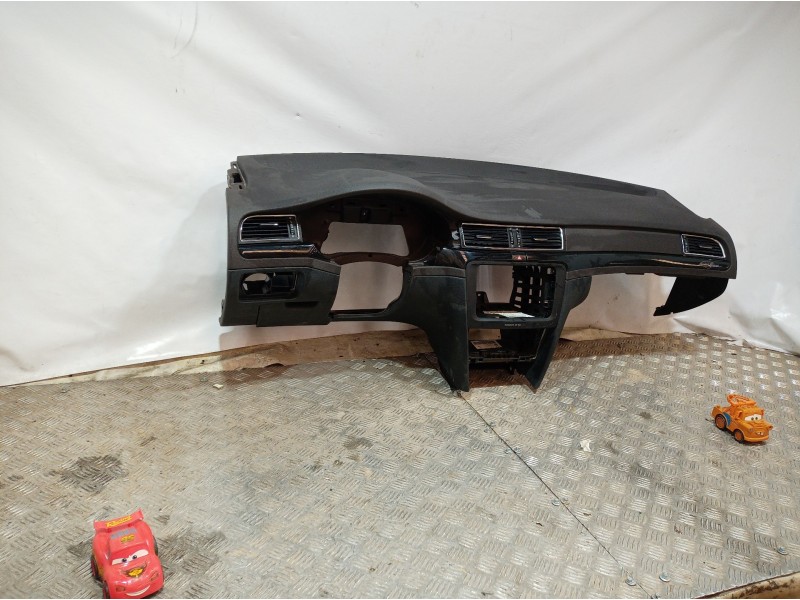 Recambio de salpicadero para skoda suberb (3t4) exclusive 4x4 referencia OEM IAM 3T1857007D 3T1857007D 3T1857007D