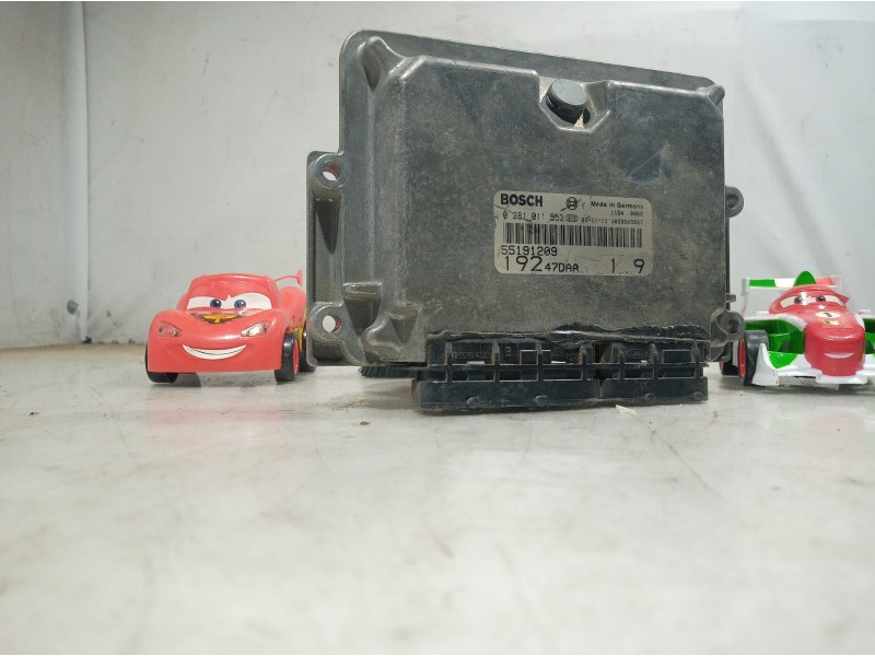 Recambio de centralita motor uce para fiat stilo (192) 1.9 jtd cat referencia OEM IAM 0281011553 0281011553 0281011553