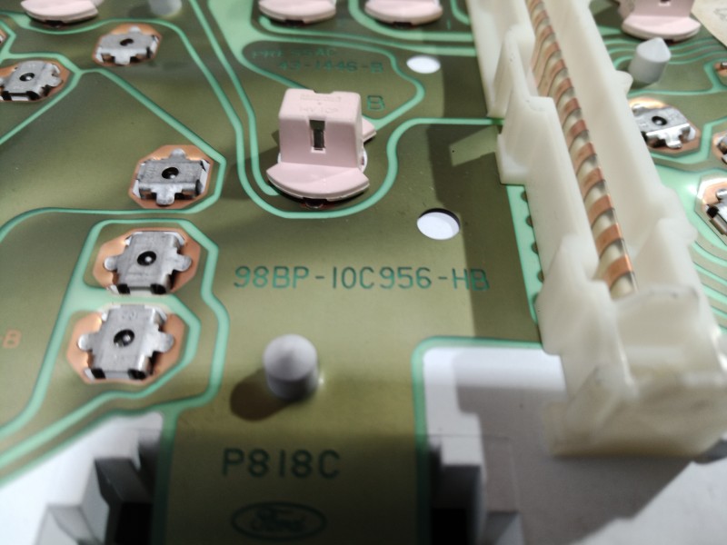 Recambio de cuadro instrumentos para ford mondeo familiar (gd) ghia referencia OEM IAM 98BP10C956HB 98BP10C956HB 98BP10C956