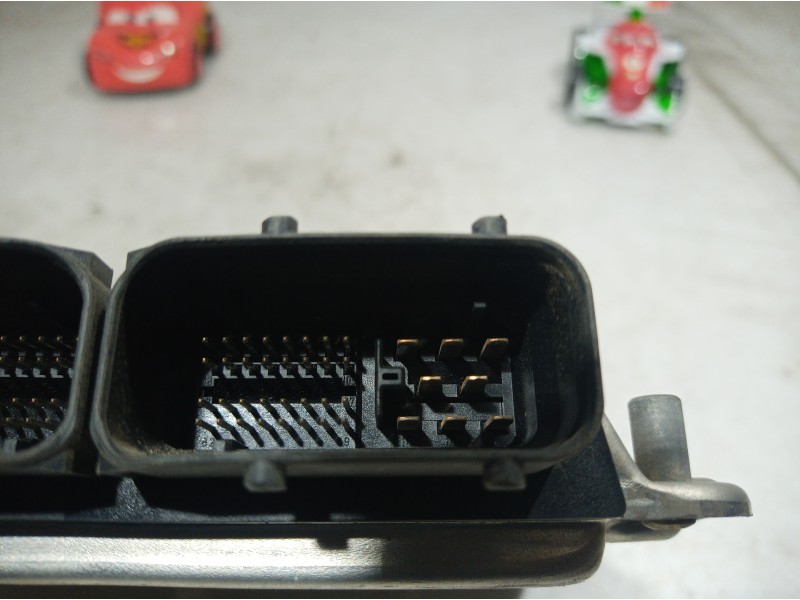 Recambio de centralita motor uce para skoda fabia (6y2/6y3) 1.9 sdi cat (asy) referencia OEM IAM 038906012CE 038906012CE 0389060