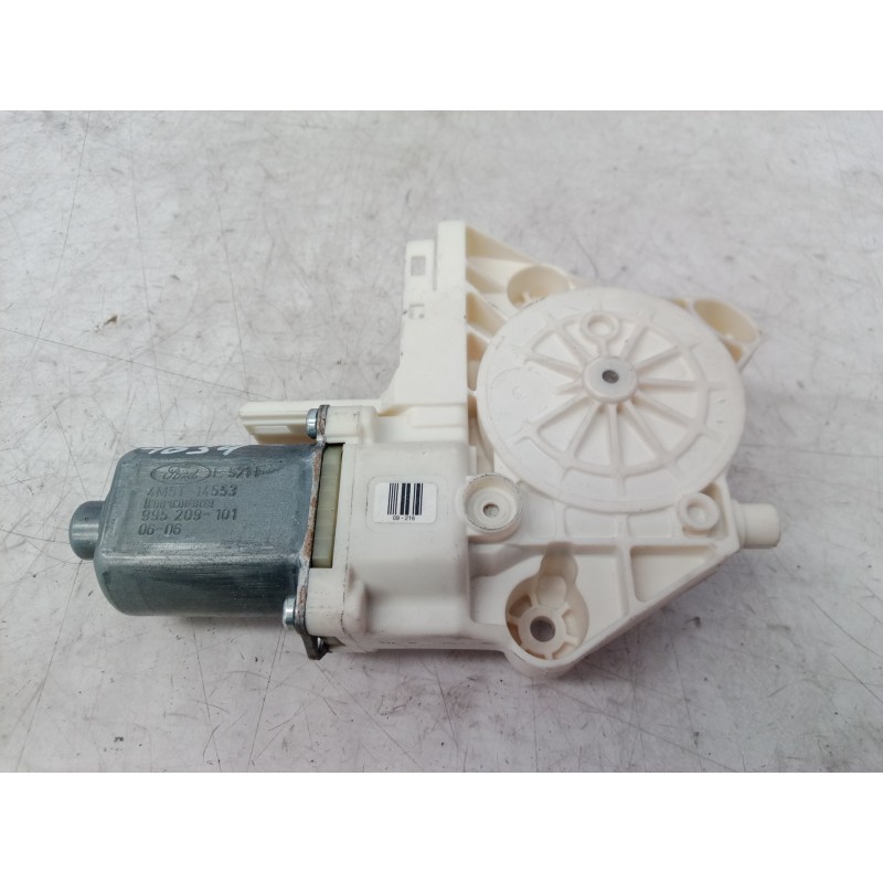 Recambio de motor elevalunas delantero derecho para ford mondeo familiar (gd) ghia referencia OEM IAM 0130822216 0130822216 0130