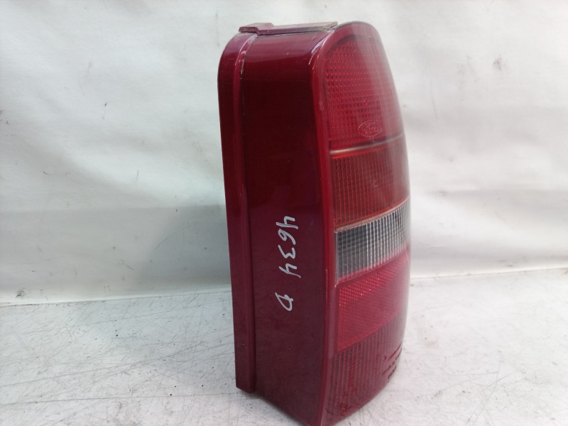 Recambio de piloto trasero derecho para ford mondeo familiar (gd) ghia referencia OEM IAM 1119438 1119438 1119438