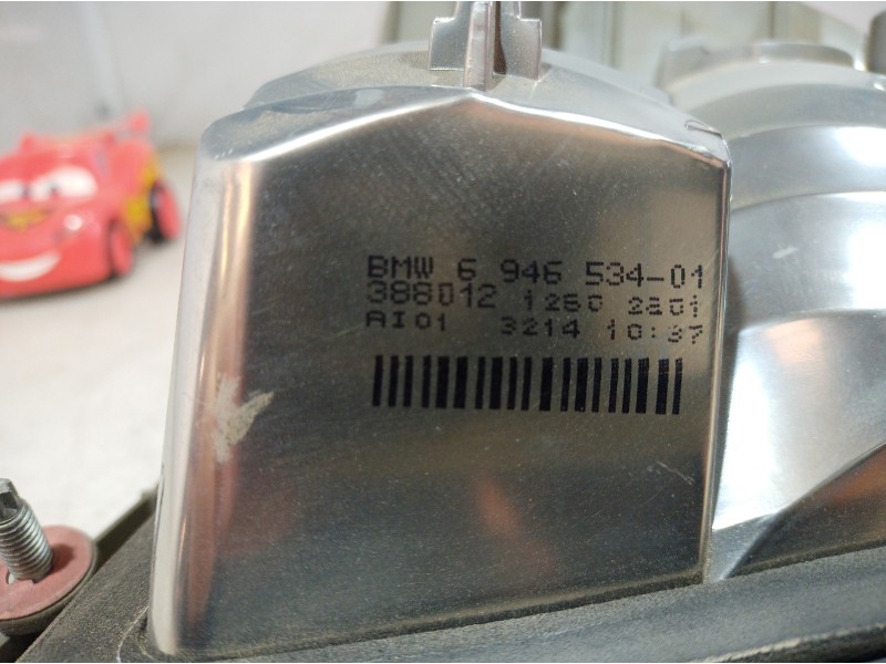 Recambio de piloto trasero derecho para bmw serie 3 berlina (e46) 320d referencia OEM IAM 694653401 694653401 694653401