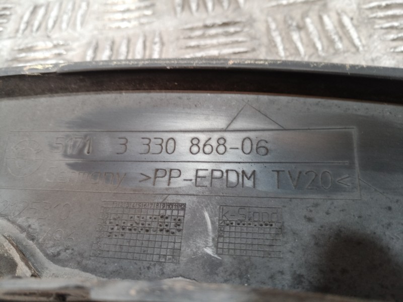 Recambio de aletin trasero derecho para bmw x3 (e83) 2.0d referencia OEM IAM 3330868 3330868 3330868