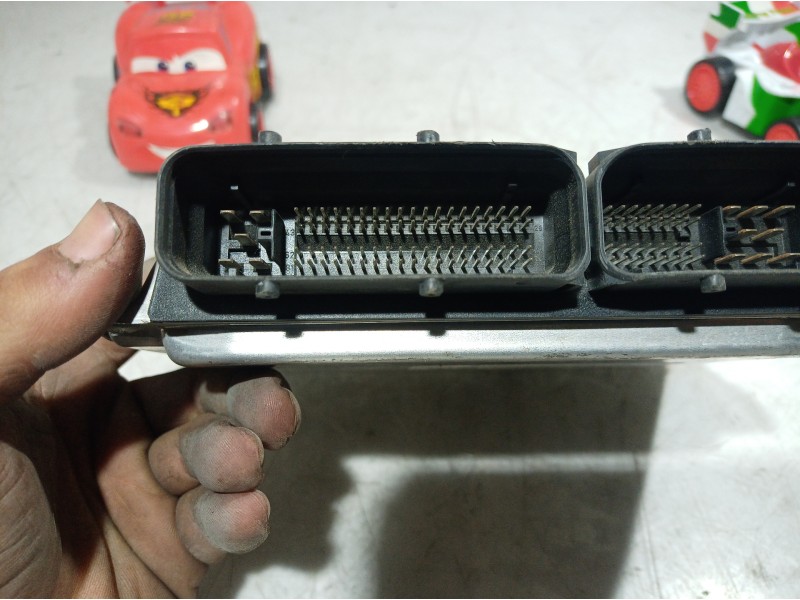 Recambio de centralita motor uce para skoda fabia (6y2/6y3) 1.9 tdi referencia OEM IAM 038906019KT 038906019KT 038906019