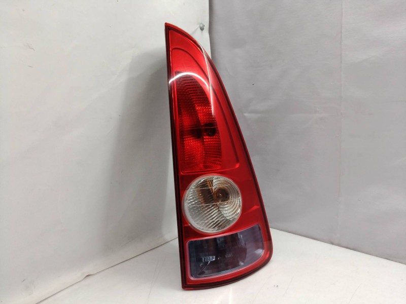 Recambio de piloto trasero derecho para renault espace iv (jk0) privilege referencia OEM IAM 8200027152 8200027152 8200027152