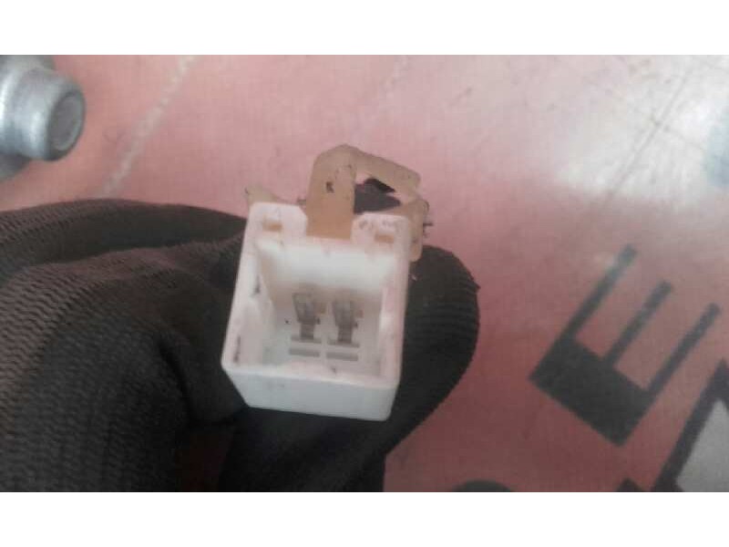 Recambio de elevalunas delantero izquierdo para chevrolet aveo 1.4 cat referencia OEM IAM 2PINS 12V 5 PTAS