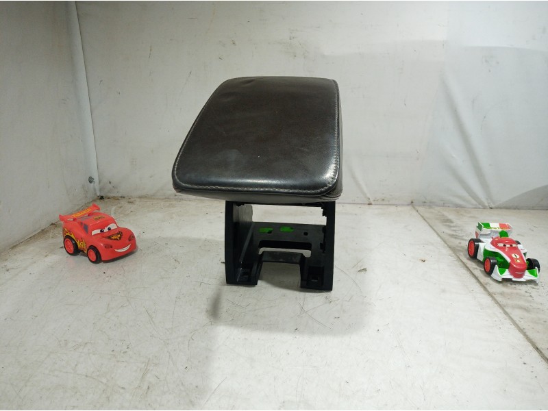 Recambio de apoyabrazos central para skoda suberb (3t4) exclusive 4x4 referencia OEM IAM 3T0864207 3T0864207 3T0864207