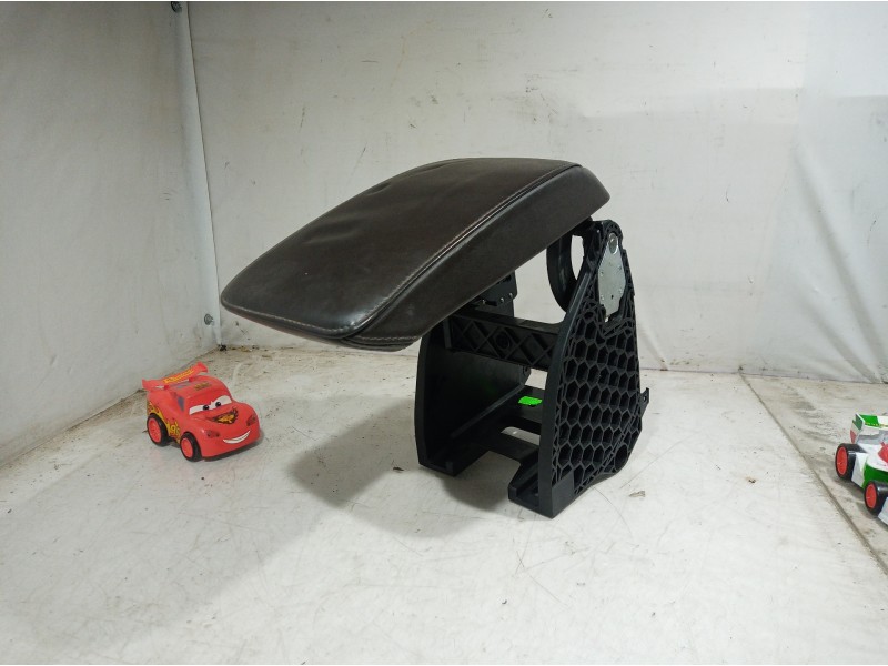 Recambio de apoyabrazos central para skoda suberb (3t4) exclusive 4x4 referencia OEM IAM 3T0864207 3T0864207 3T0864207