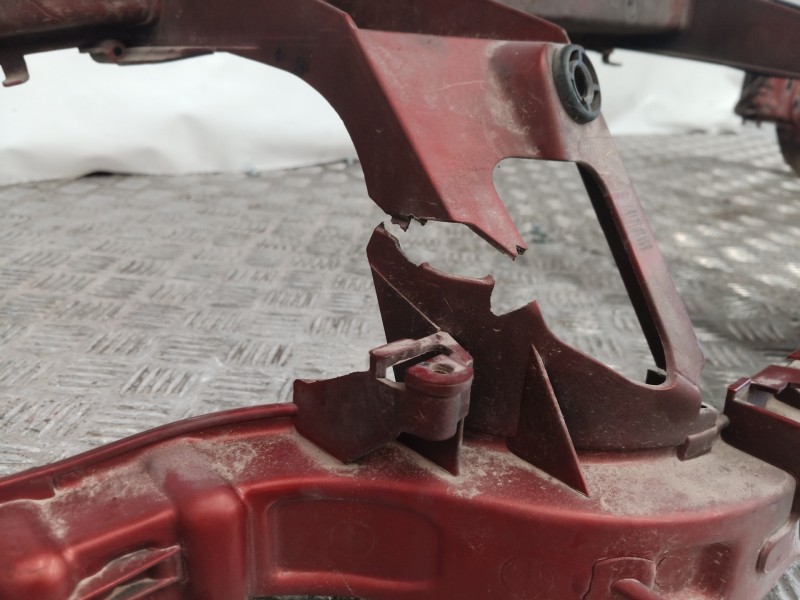 Recambio de panel frontal para ford mondeo ber. (ca2) limited edition referencia OEM IAM   