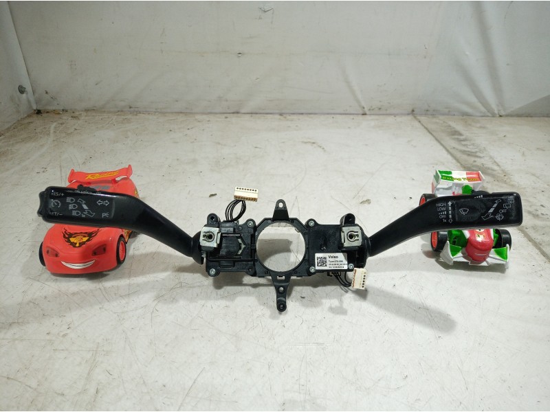 Recambio de mando multifuncion para skoda suberb (3t4) exclusive 4x4 referencia OEM IAM 5K0953521 5K0953521 5K0953521